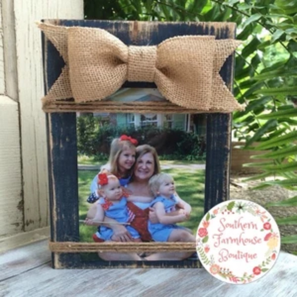 Rustic Burlap Bow Navy Wood Block Table Frame